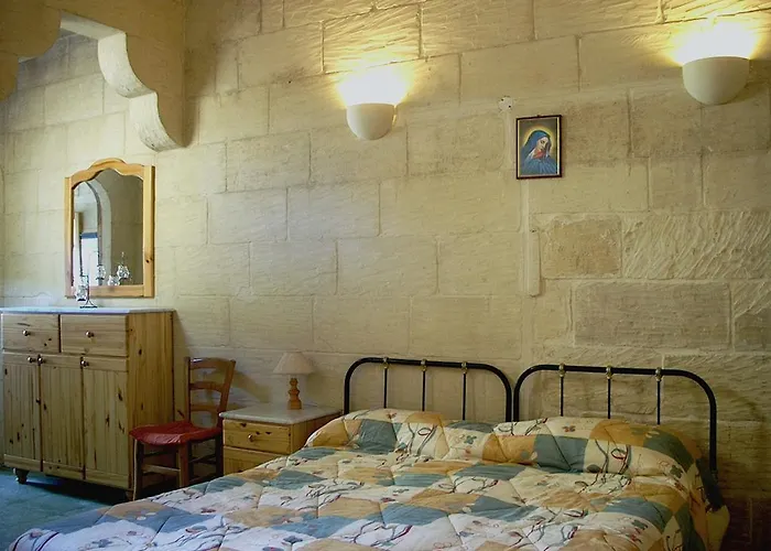 Casă la țară Barumbara Sannat