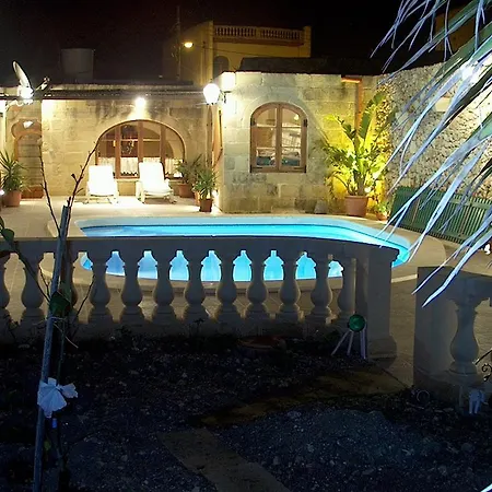 Barumbara Kır Evi Sannat