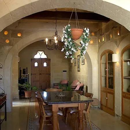 Barumbara Kır Evi Sannat